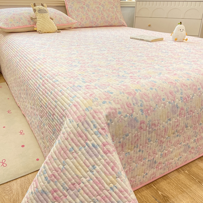 91家纺网 家纺一手货源 找家纺 喜居 2026新款A类双面泡芙双层纱夹棉床盖 双层纱夹棉床盖-粉色花漾