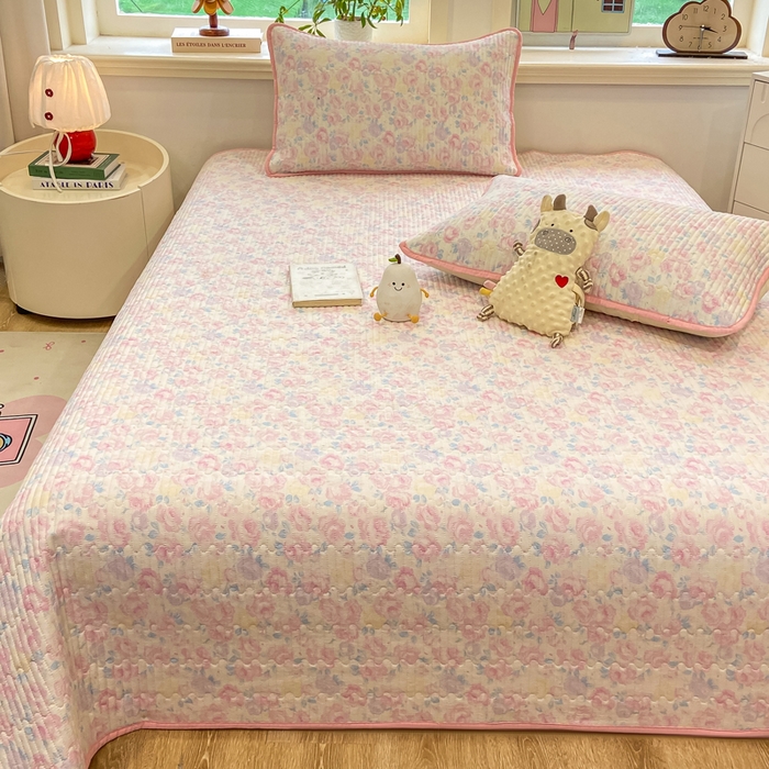 91家纺网 家纺一手货源 找家纺 喜居 2026新款A类双面泡芙双层纱夹棉床盖 双层纱夹棉床盖-粉色花漾