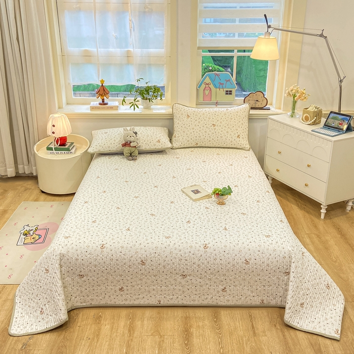 91家纺网 家纺一手货源 找家纺 喜居 2026新款A类双面泡芙双层纱夹棉床盖 双层纱夹棉床盖-花丛小马