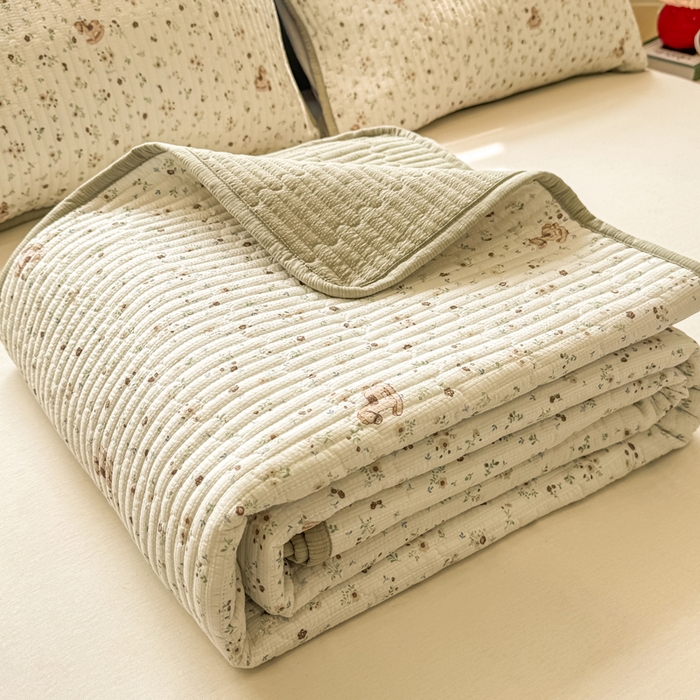 91家纺网 家纺一手货源 找家纺 喜居 2026新款A类双面泡芙双层纱夹棉床盖 双层纱夹棉床盖-花丛小马