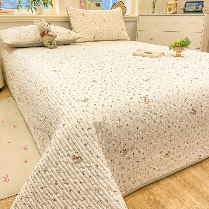 91家纺网 家纺一手货源 找家纺 喜居 2026新款A类双面泡芙双层纱夹棉床盖 双层纱夹棉床盖-花丛小马