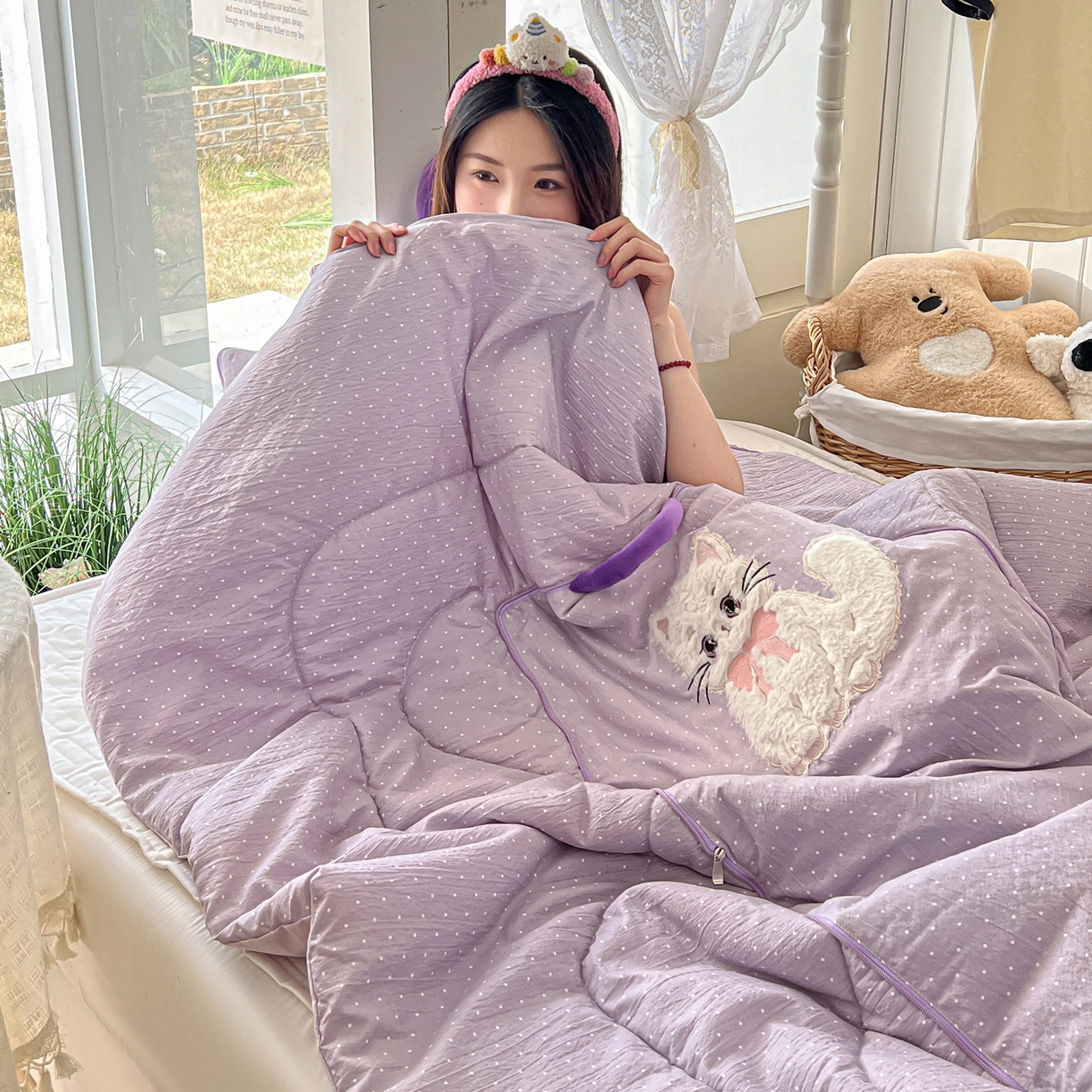 91家纺网 家纺一手货源 找家纺 番茄+ 2026新款ins风猫咪抱枕被 奶芙猫-波点紫