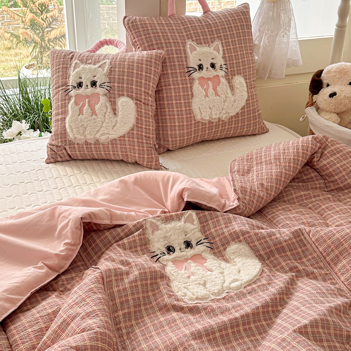 91家纺网 家纺一手货源 找家纺 （总）番茄+ 2026新款ins风猫咪抱枕被