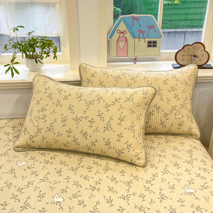 91家纺网 家纺一手货源 找家纺 喜居 2026新款A类双面泡芙双层纱夹棉床盖 双层纱夹棉床盖-花丛小兔