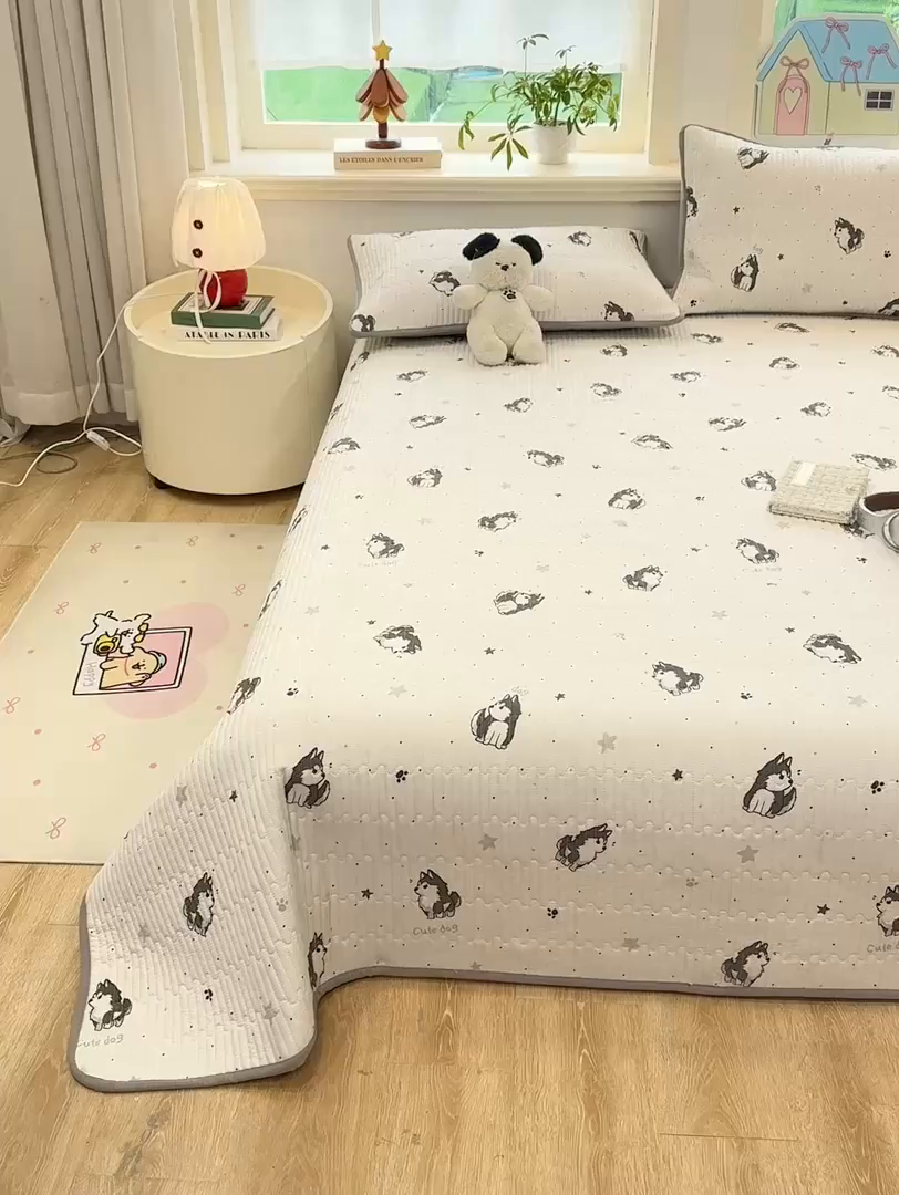 91家纺网 家纺一手货源 找家纺 喜居 2026新款A类双面泡芙双层纱夹棉床盖 双层纱夹棉床盖-酷酷哈士奇