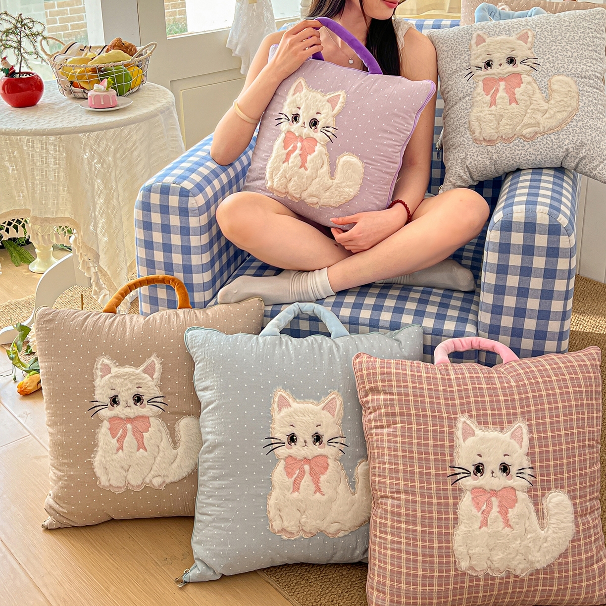 91家纺网 家纺一手货源 找家纺 番茄+ 2026新款ins风猫咪抱枕被 组合图仅供参考不可下单