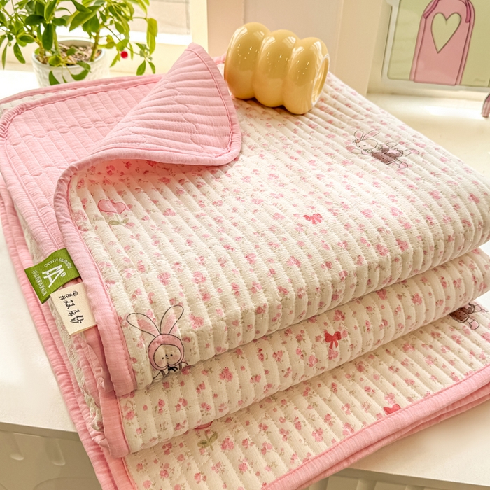 喜居 2026新款A类双面泡芙双层纱夹棉床盖 双层纱夹棉床盖-小兔花园