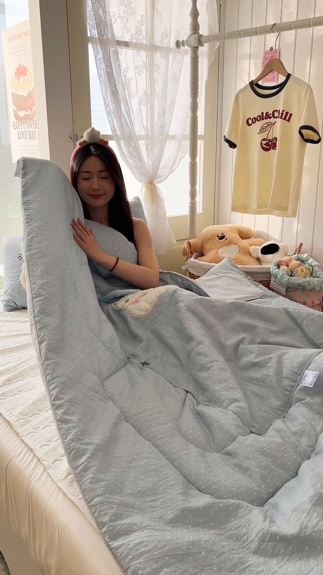 91家纺网 家纺一手货源 找家纺 番茄+ 2026新款ins风猫咪抱枕被 奶芙猫—海莉红