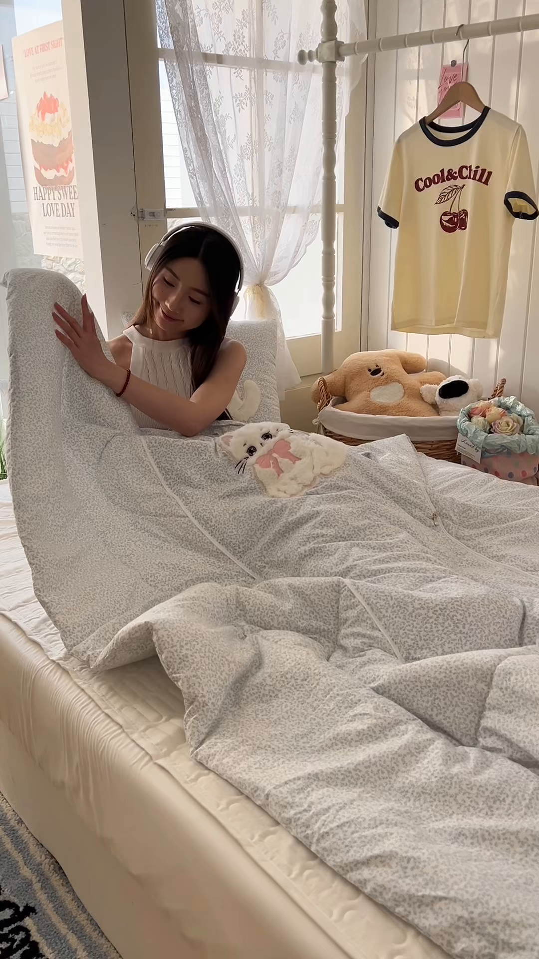 91家纺网 家纺一手货源 找家纺 番茄+ 2026新款ins风猫咪抱枕被 奶芙猫-波点蓝