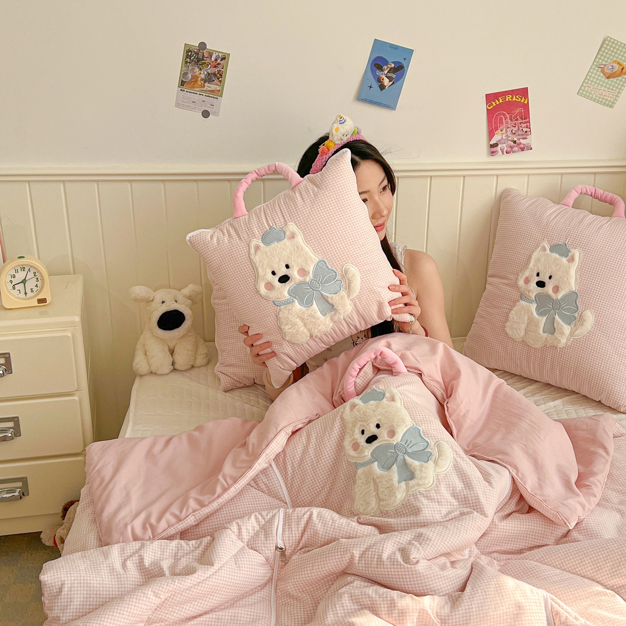 91家纺网 家纺一手货源 找家纺 番茄+ 2026新款全棉纯棉13070小清新卡通全棉系列抱枕被 组合图仅供展示不可下单