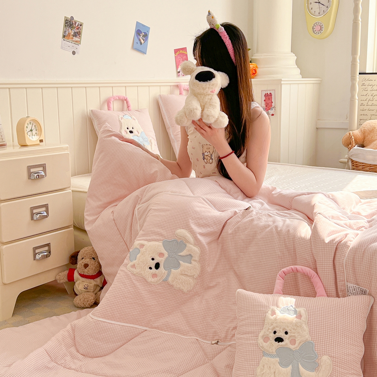 91家纺网 家纺一手货源 找家纺 番茄+ .2026新款甜雾西高地抱枕被 甜雾西高地-粉