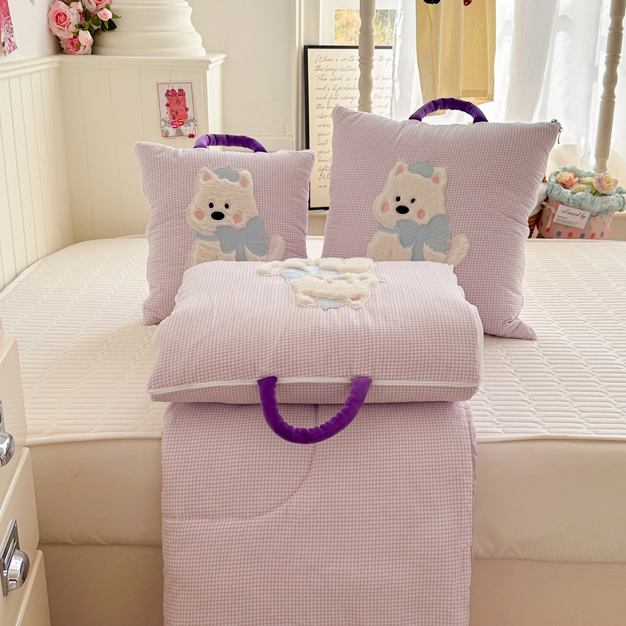 91家纺网 家纺一手货源 找家纺 番茄+ .2026新款甜雾西高地抱枕被 甜雾西高地-紫