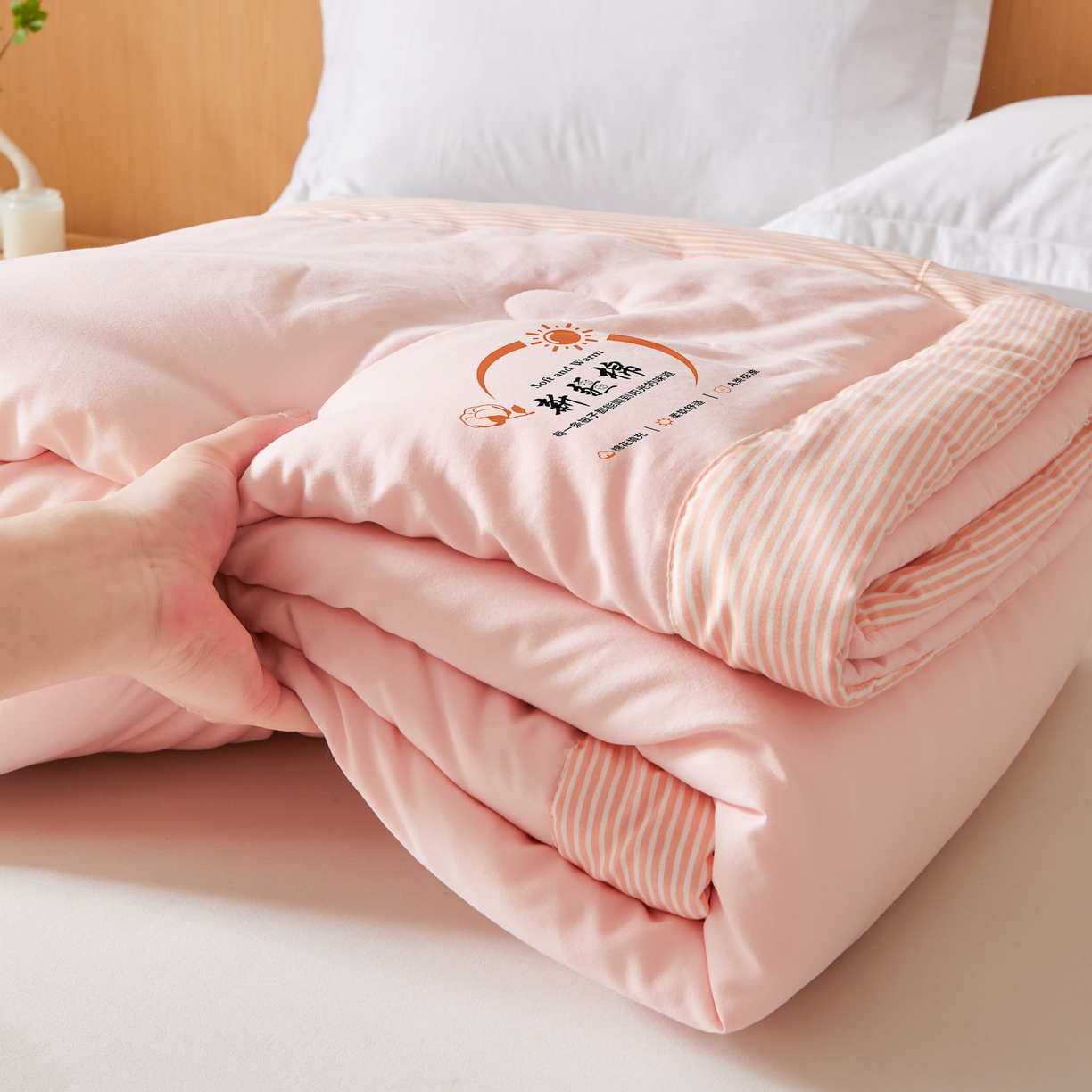 91家纺网 家纺一手货源 找家纺 初相识被业 2026新款无印风100%新疆棉花夏被空调被可机洗夏凉被棉花被子（提供质检报告买家秀） 风禾-粉玉