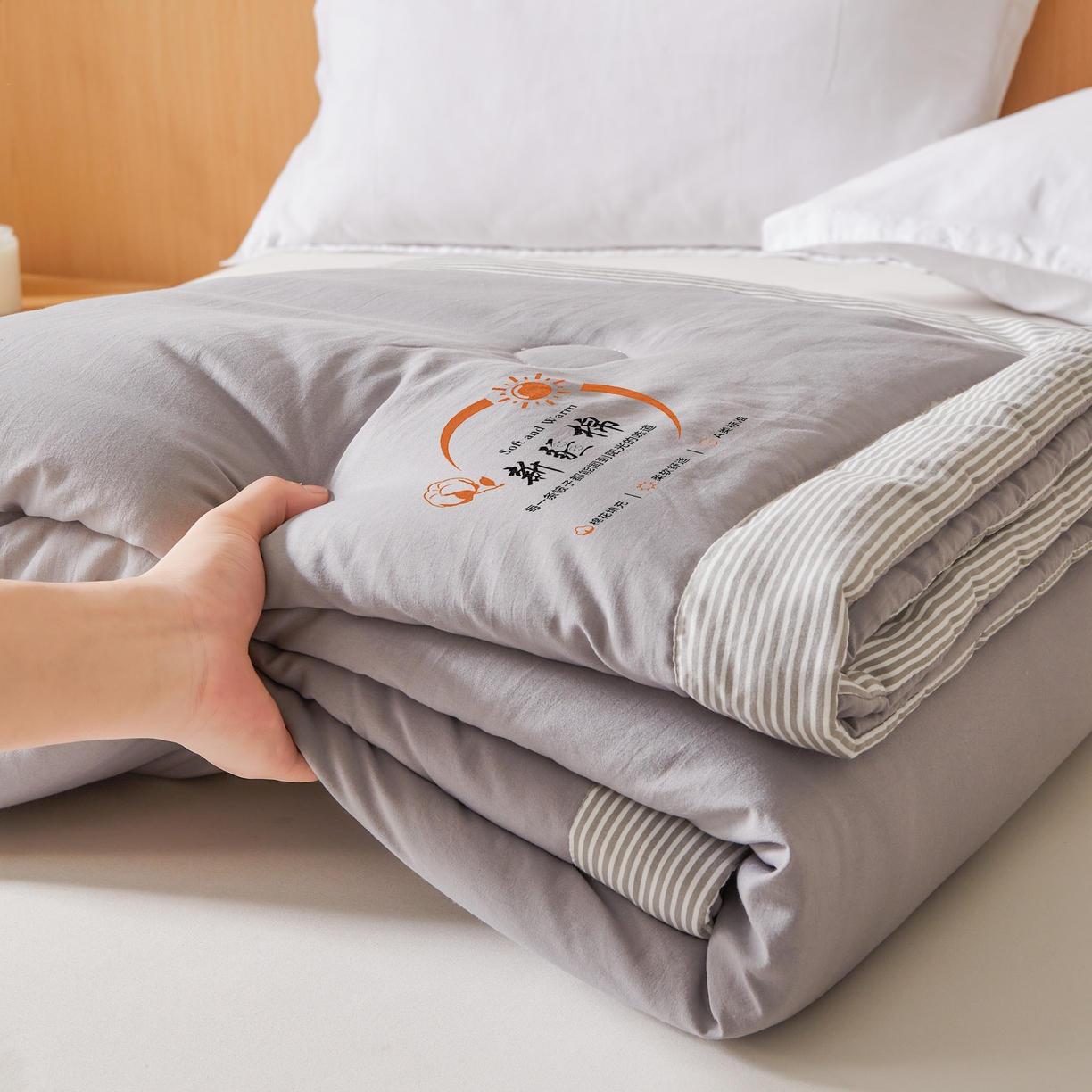 91家纺网 家纺一手货源 找家纺 初相识被业 2026新款无印风100%新疆棉花夏被空调被可机洗夏凉被棉花被子（提供质检报告买家秀） 风禾-高级灰