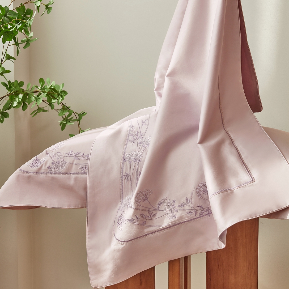 91家纺网 家纺一手货源 找家纺 （总）榻尚家居 2026新款百支锦棉纯棉绣花工艺款四件套-暗香