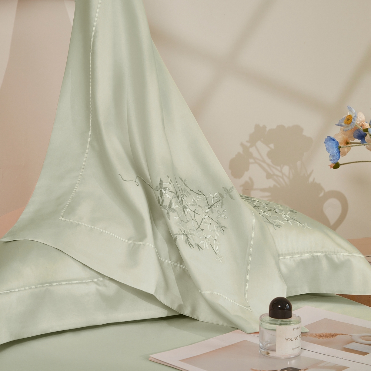 91家纺网 家纺一手货源 找家纺 （总）榻尚家居 2026新款天丝棉绣花工艺款四件套-织梦