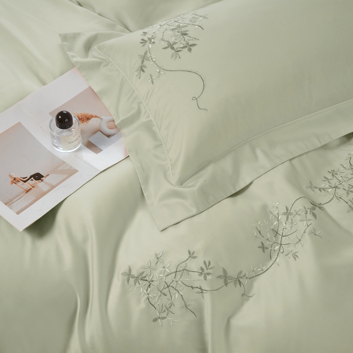 91家纺网 家纺一手货源 找家纺 榻尚家居 2026新款天丝棉绣花工艺款四件套-织梦 织梦绿