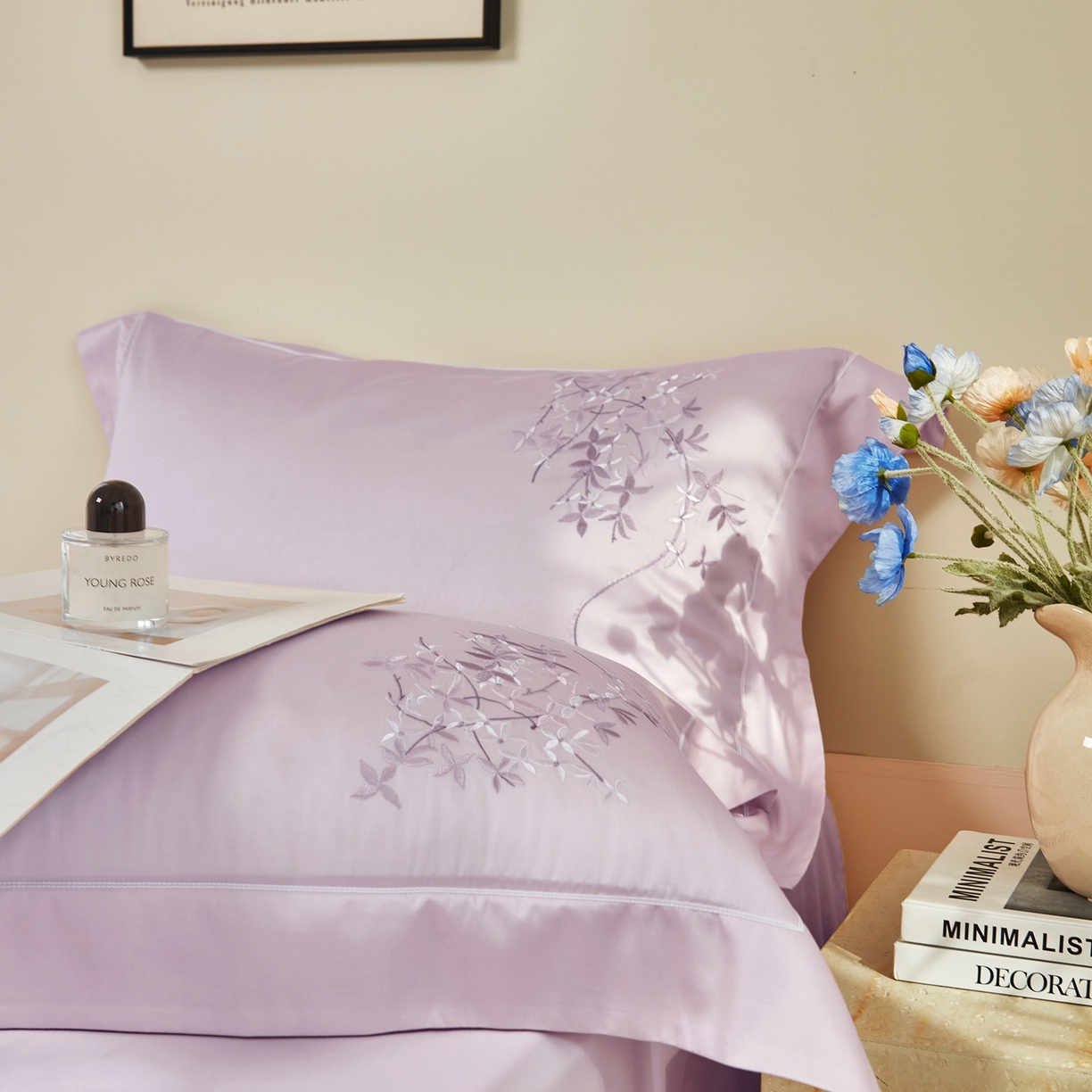 91家纺网 家纺一手货源 找家纺 榻尚家居 2026新款天丝棉绣花工艺款四件套-织梦 织梦紫