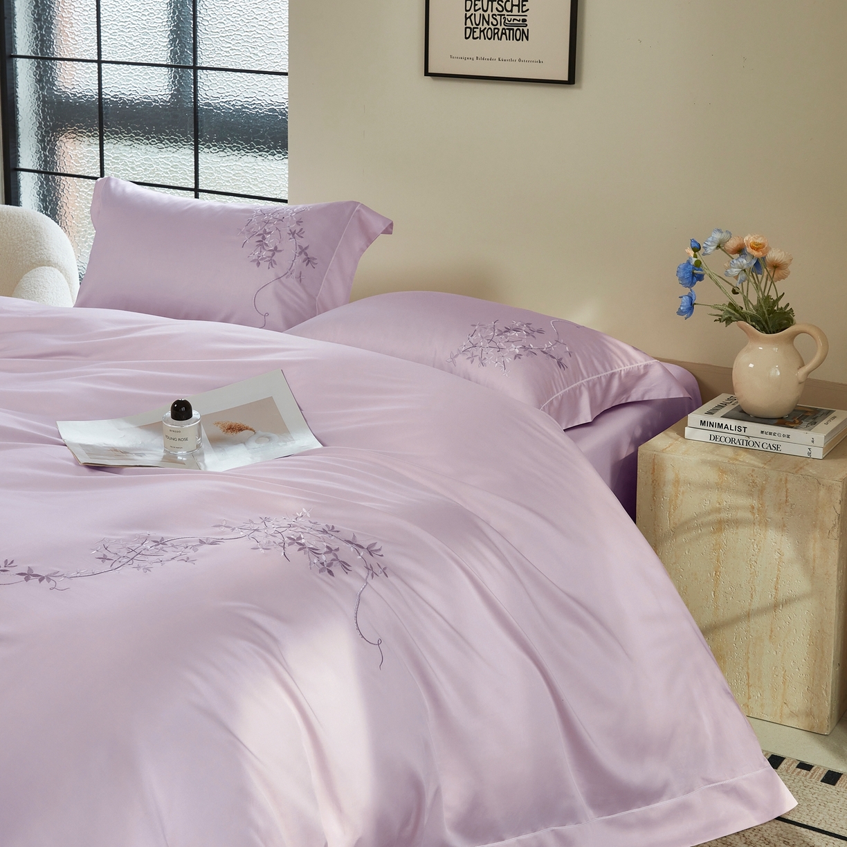 91家纺网 家纺一手货源 找家纺 榻尚家居 2026新款天丝棉绣花工艺款四件套-织梦 织梦紫