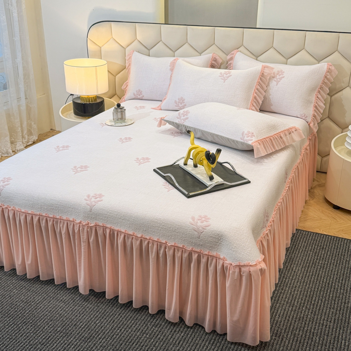 91家纺网 家纺一手货源 找家纺 （总）昊翔家纺 2026春夏新款A类凉感高分子床裙款凉席三件套-云絮茉香