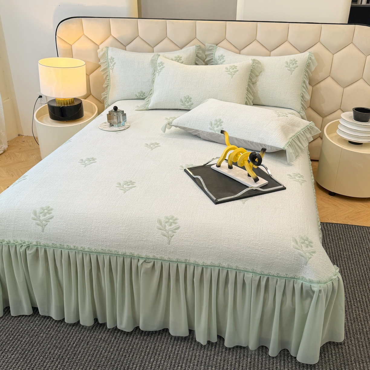 91家纺网 家纺一手货源 找家纺 昊翔家纺 2026春夏新款A类凉感高分子床裙款凉席三件套-云絮茉香 云絮茉香-绿色