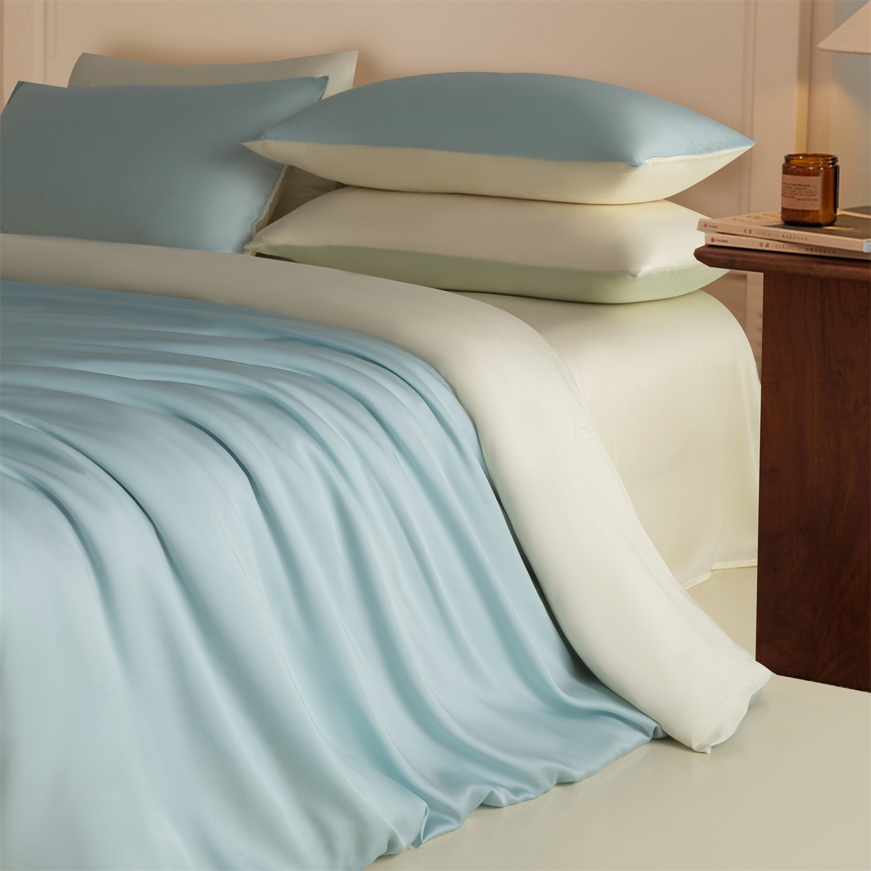 91家纺网 家纺一手货源 找家纺 美澳家纺 2026新款60S兰精天丝双拼四件套（带标） 情书蓝+元气白桃