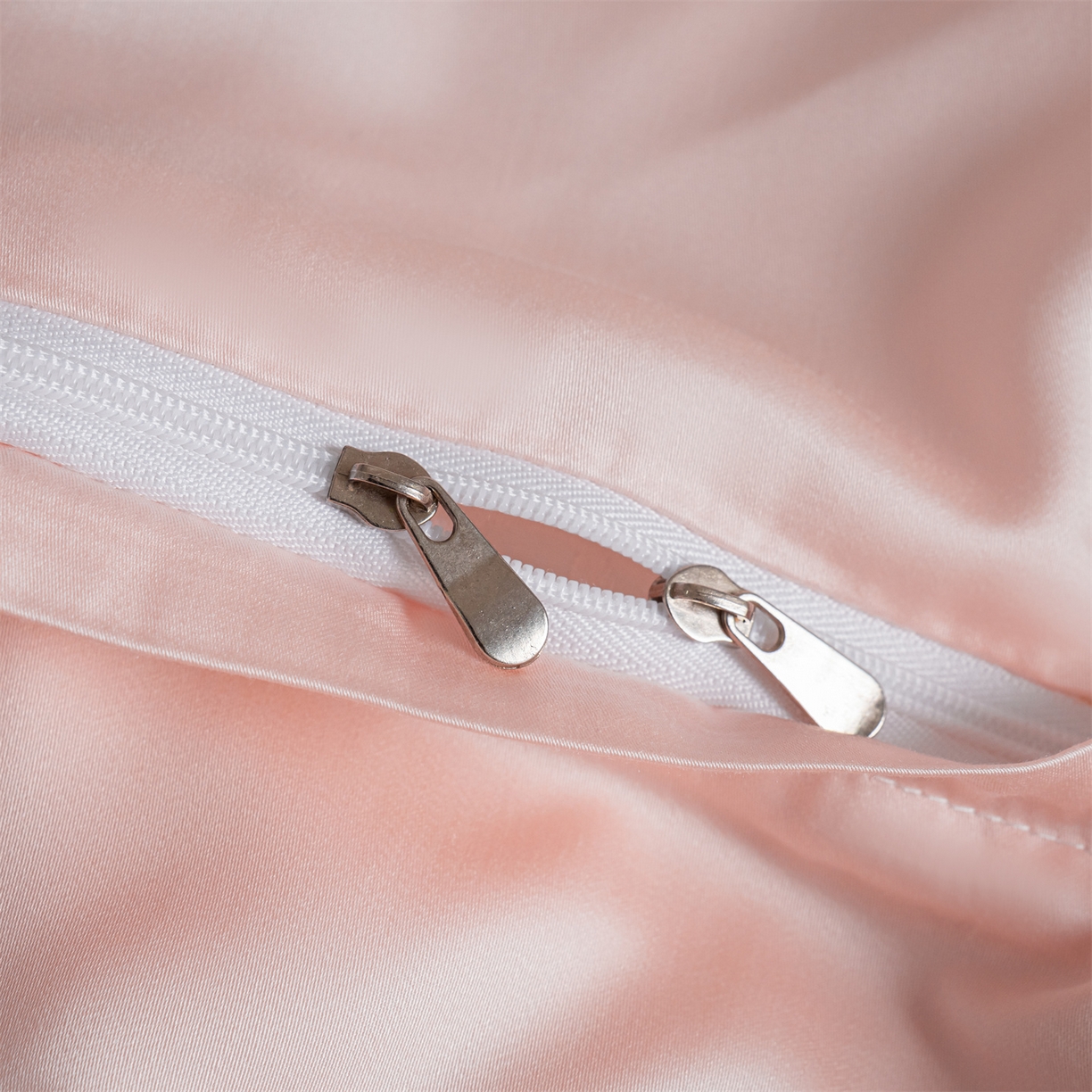 91家纺网 家纺一手货源 找家纺 美澳家纺 2026新款60S兰精天丝双拼四件套（带标） 元气白桃+半熟蜜桃