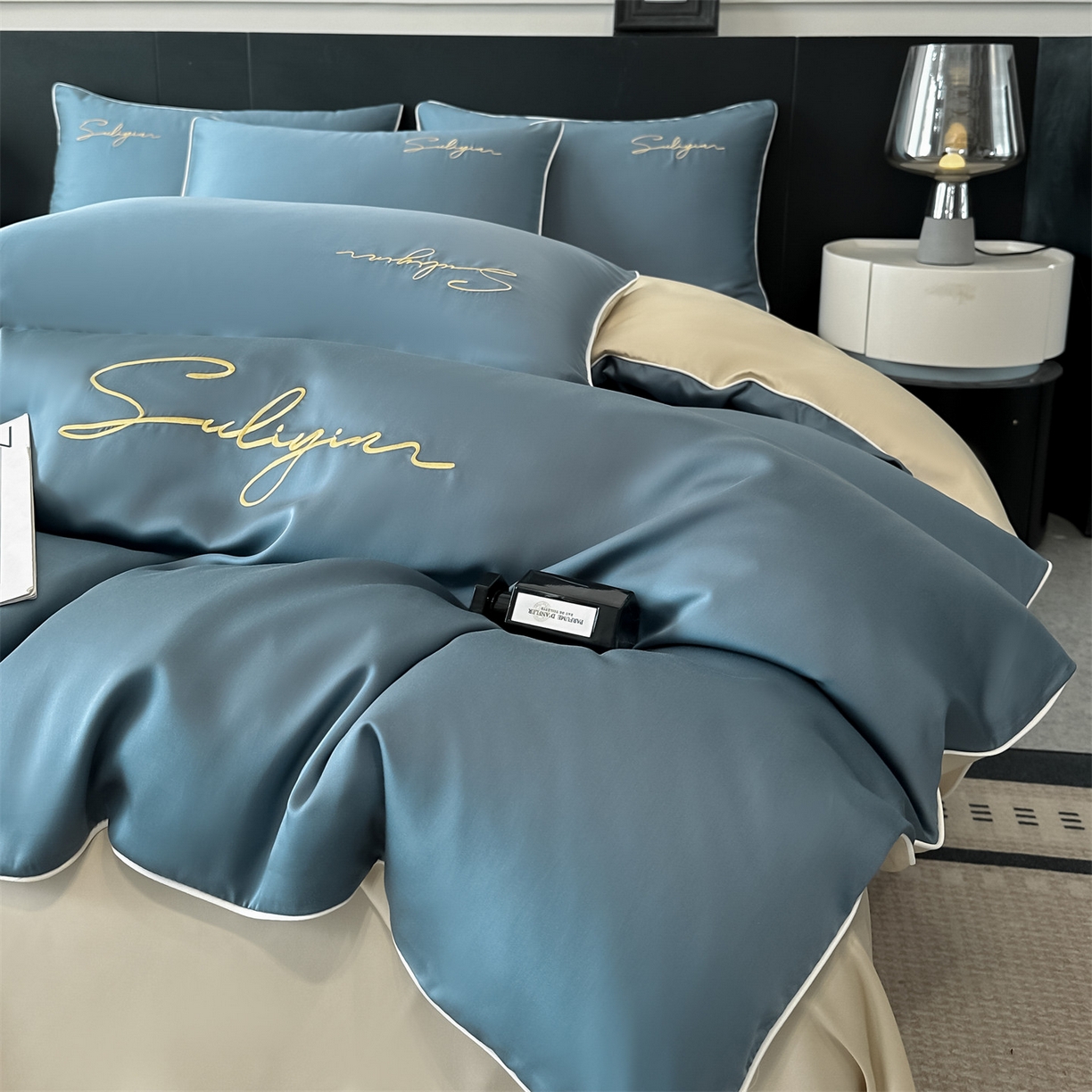 91家纺网 家纺一手货源 找家纺 （总）美澳家纺 2026新款凉感水洗冰丝真丝刺绣双拼单被套四件套