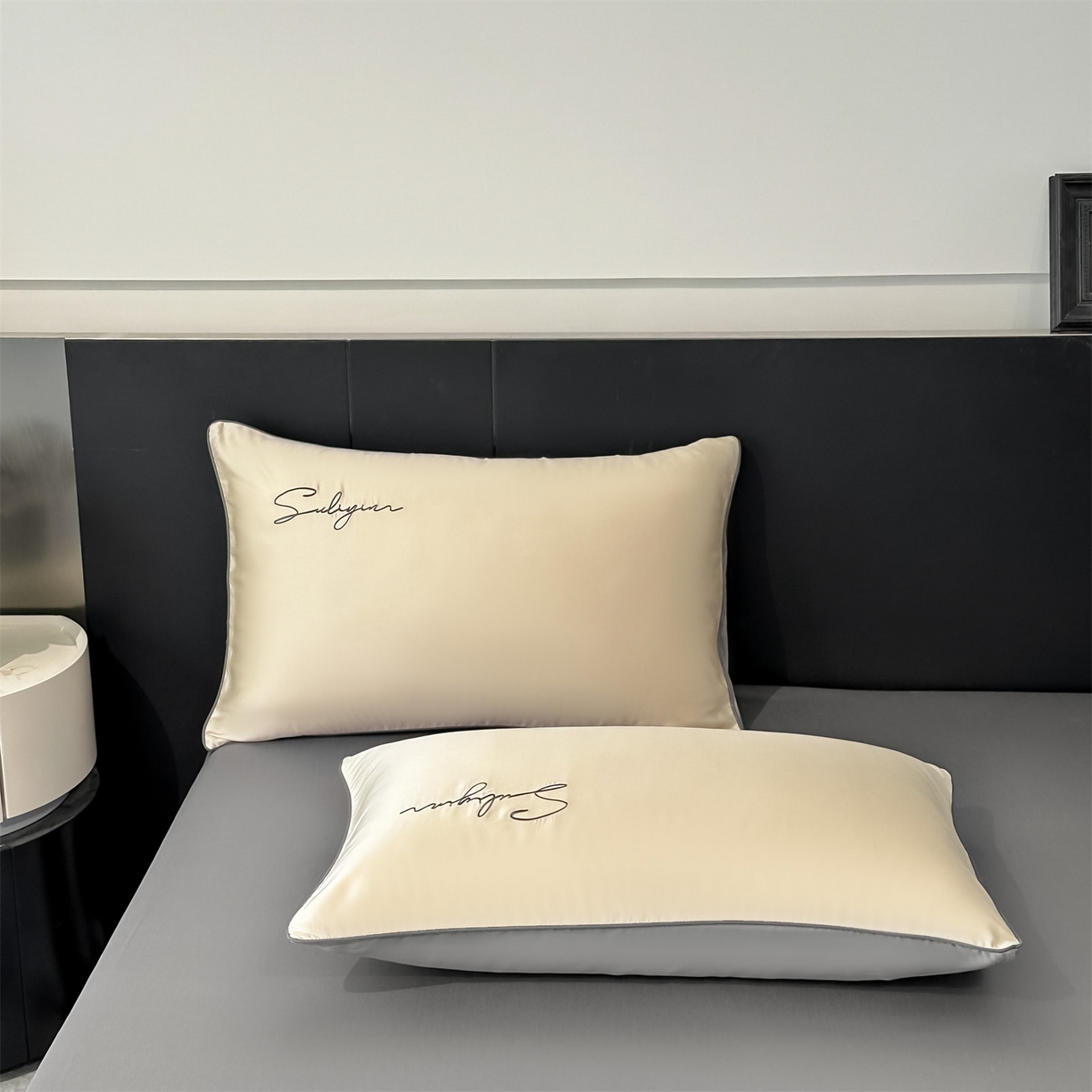 91家纺网 家纺一手货源 找家纺 美澳家纺 2026新款凉感水洗冰丝真丝刺绣双拼单被套四件套 卡其灰