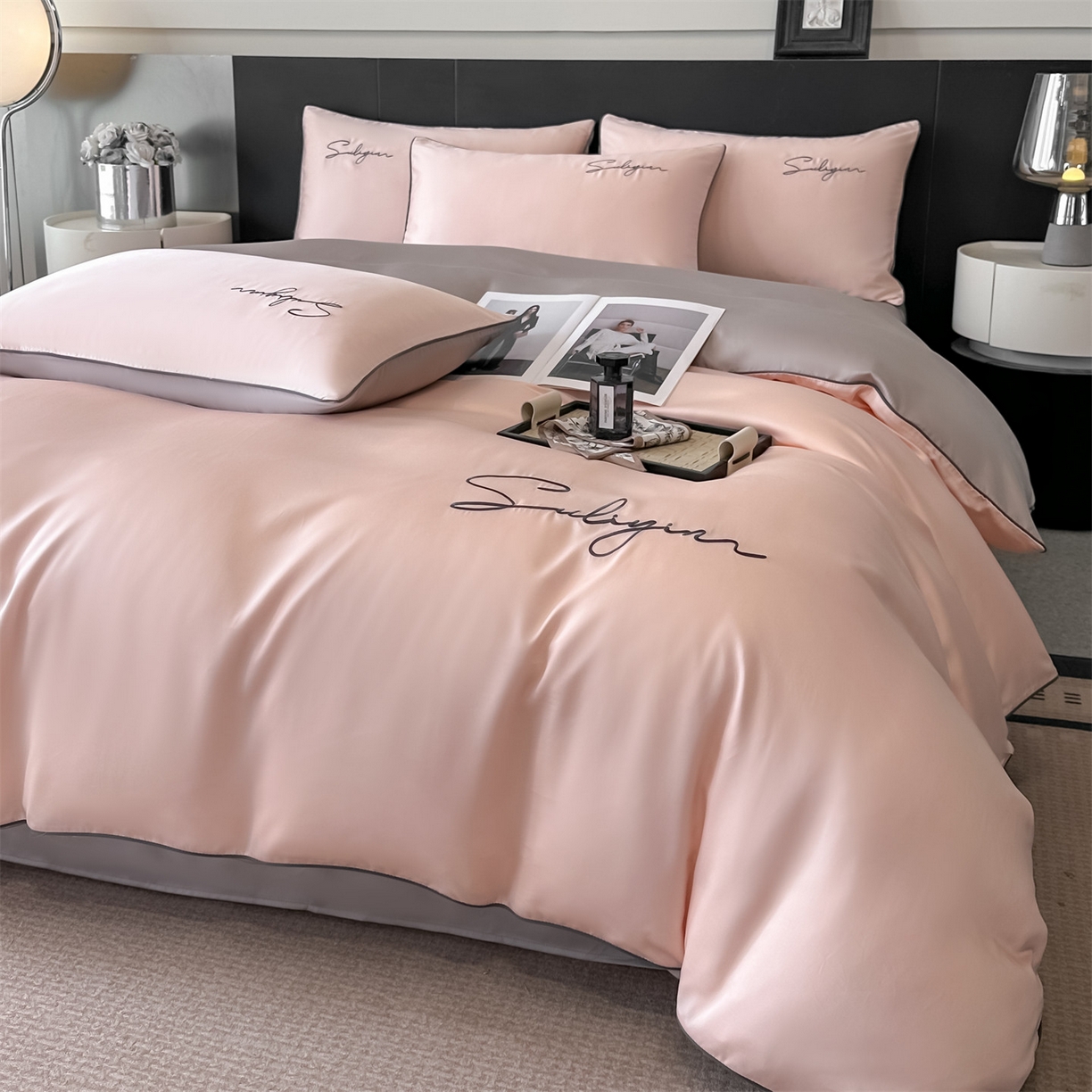 美澳家纺 2026新款凉感水洗冰丝真丝刺绣双拼单被套四件套 蜜桃灰