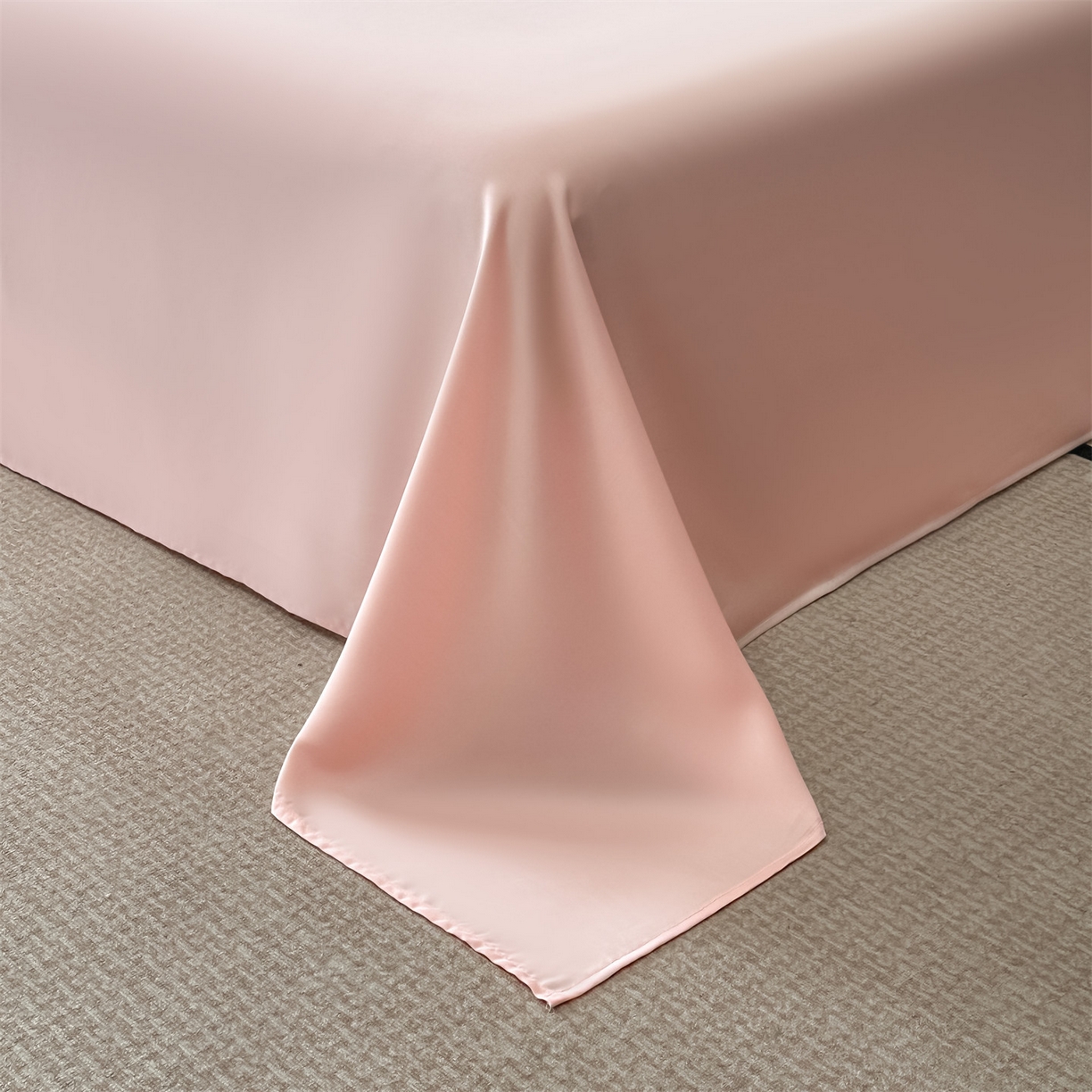 91家纺网 家纺一手货源 找家纺 美澳家纺 2026新款凉感水洗冰丝真丝刺绣双拼单被套四件套 米白蜜桃