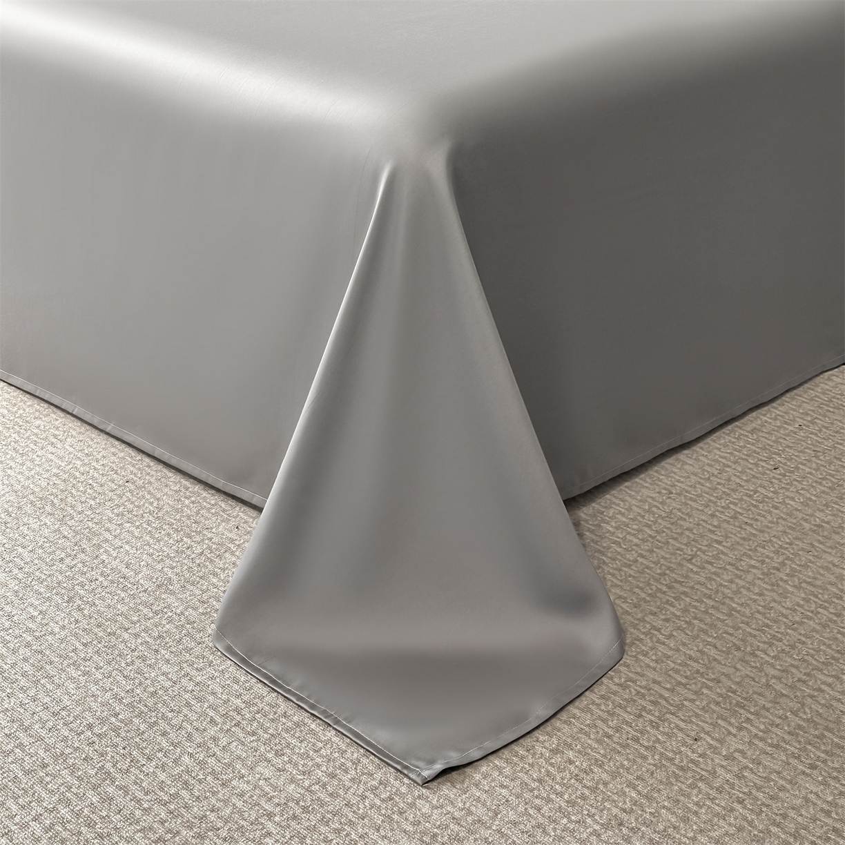 91家纺网 家纺一手货源 找家纺 美澳家纺 2026新款凉感水洗冰丝真丝刺绣双拼单被套四件套 卡其灰