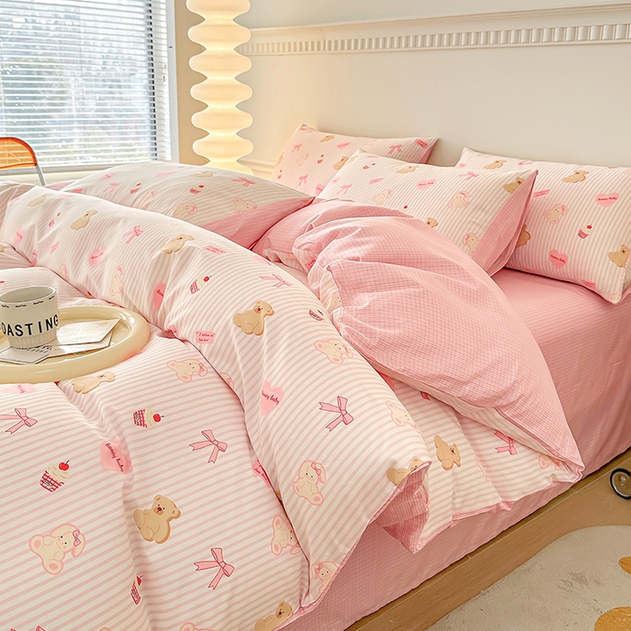 91家纺网 家纺一手货源 找家纺 （总）宇彬家纺 2026直播新款13372A类全棉纯棉印花单双人被套喷气小清新简约热款学生被罩