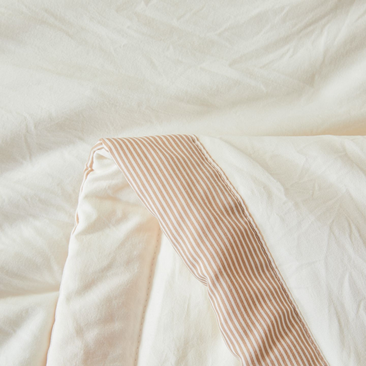 91家纺网 家纺一手货源 找家纺 星航家纺 2026新款水洗棉纯色棉花被夏被夏凉被空调被-素夏 素夏-云朵白