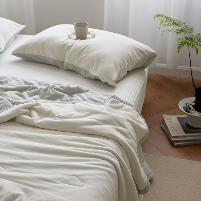 91家纺网 家纺一手货源 找家纺 风向标家纺 2026新款全棉云感针织棉双拼夏被夏凉被空调被 清欢白双拼