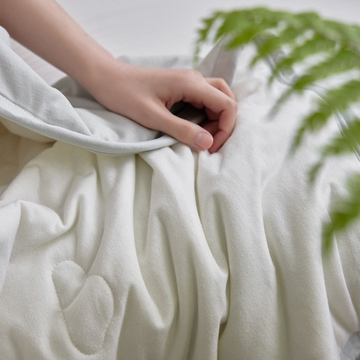 91家纺网 家纺一手货源 找家纺 风向标家纺 2026新款全棉云感针织棉双拼夏被夏凉被空调被 清欢白双拼