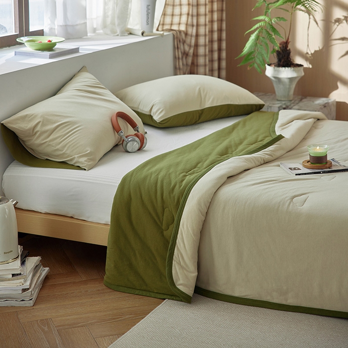 91家纺网 家纺一手货源 找家纺 风向标家纺 2026新款全棉云感针织棉双拼夏被夏凉被空调被 桉树绿双拼