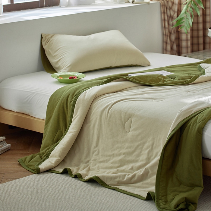 91家纺网 家纺一手货源 找家纺 风向标家纺 2026新款全棉云感针织棉双拼夏被夏凉被空调被 桉树绿双拼