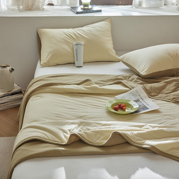 91家纺网 家纺一手货源 找家纺 风向标家纺 2026新款全棉云感针织棉双拼夏被夏凉被空调被 陌上春双拼