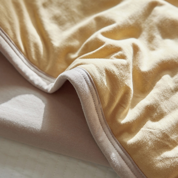 91家纺网 家纺一手货源 找家纺 风向标家纺 2026新款全棉云感针织棉双拼夏被夏凉被空调被 奶卡双拼