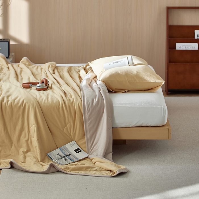 91家纺网 家纺一手货源 找家纺 风向标家纺 2026新款全棉云感针织棉双拼夏被夏凉被空调被 奶卡双拼