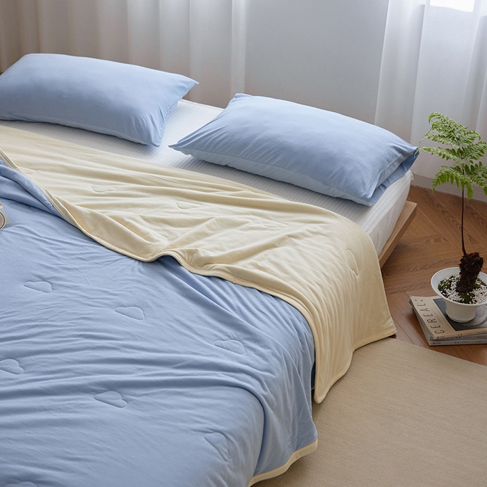 91家纺网 家纺一手货源 找家纺 风向标家纺 2026新款全棉云感针织棉双拼夏被夏凉被空调被 婴儿蓝双拼