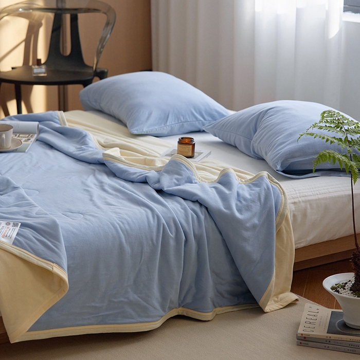 91家纺网 家纺一手货源 找家纺 风向标家纺 2026新款全棉云感针织棉双拼夏被夏凉被空调被 婴儿蓝双拼