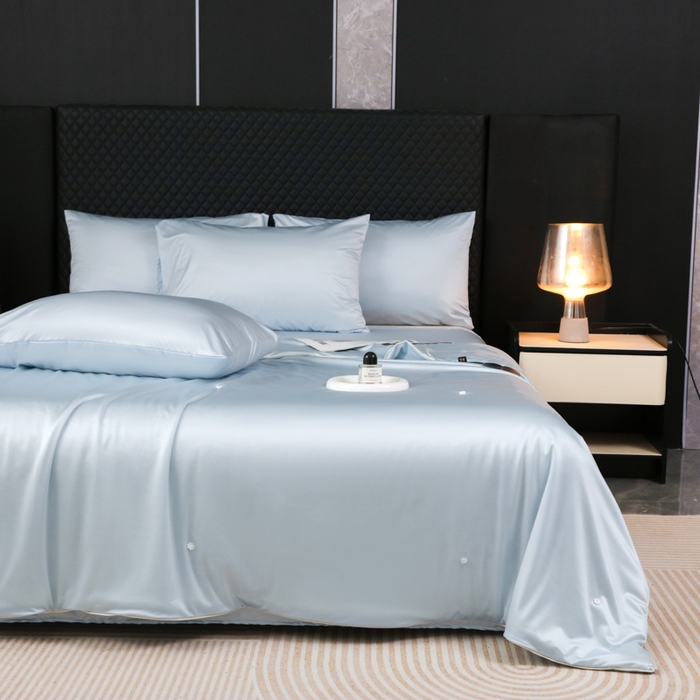 91家纺网 家纺一手货源 找家纺 爱彼家纺 2026新款高端流锻水光夏被冰肌锦氨A类夏被夏凉被空调被（超亲肤） 奢雅浅蓝