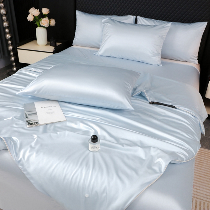 91家纺网 家纺一手货源 找家纺 爱彼家纺 2026新款高端流锻水光夏被冰肌锦氨A类夏被夏凉被空调被（超亲肤） 奢雅浅蓝