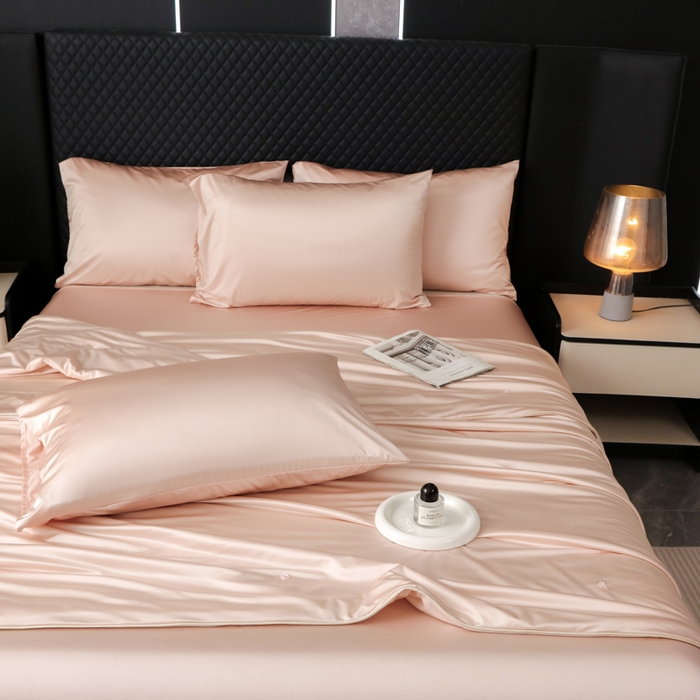 91家纺网 家纺一手货源 找家纺 爱彼家纺 2026新款高端流锻水光夏被冰肌锦氨A类夏被夏凉被空调被（超亲肤） 莫奈玉粉