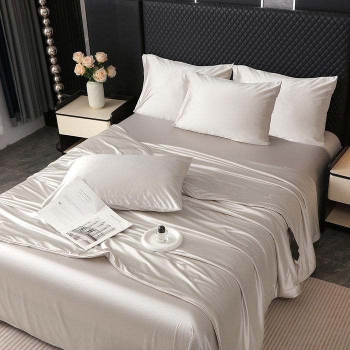 91家纺网 家纺一手货源 找家纺 爱彼家纺 2026新款高端流锻水光夏被冰肌锦氨A类夏被夏凉被空调被（超亲肤） 山月素灰