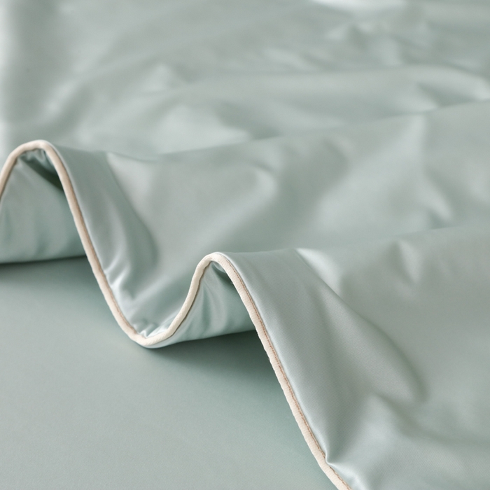 91家纺网 家纺一手货源 找家纺 爱彼家纺 2026新款高端流锻水光夏被冰肌锦氨A类夏被夏凉被空调被（超亲肤） 冰肌水绿