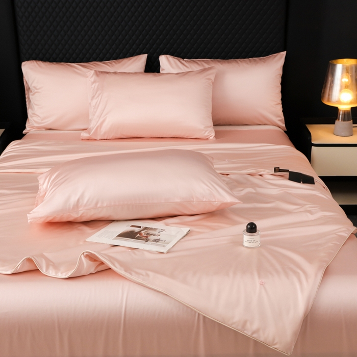 91家纺网 家纺一手货源 找家纺 爱彼家纺 2026新款高端流锻水光夏被冰肌锦氨A类夏被夏凉被空调被（超亲肤） 莫奈浅粉