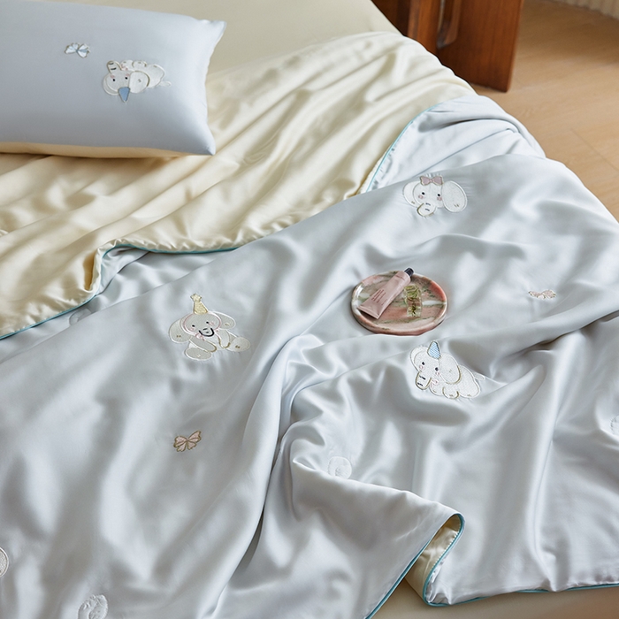 91家纺网 家纺一手货源 找家纺 风向标家纺 2026新款50莱赛尔天丝夏被四件套（嵌绳款） 乐萌小象